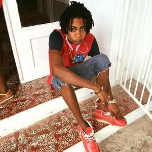 Meet your Posher, Devonte